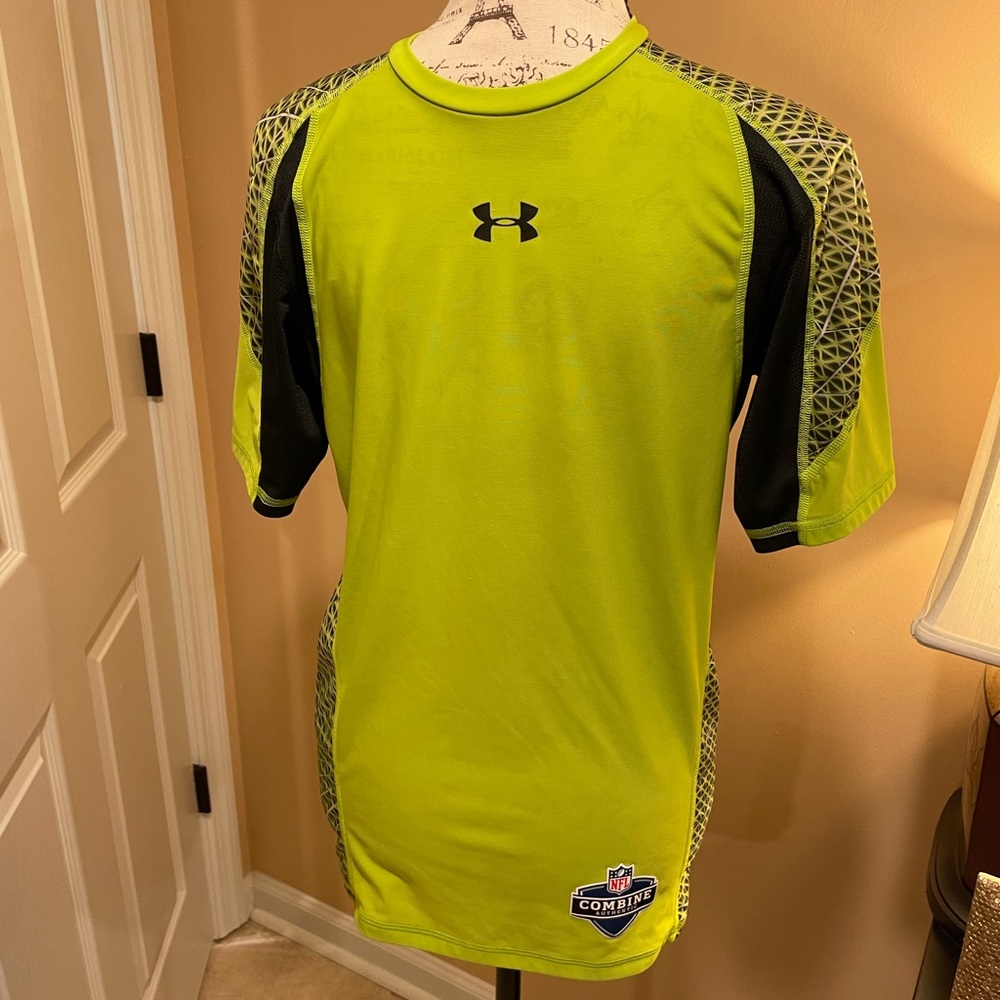 Authentic NFL Combine Under Armour Performance Shirt in Lime Green/black. M